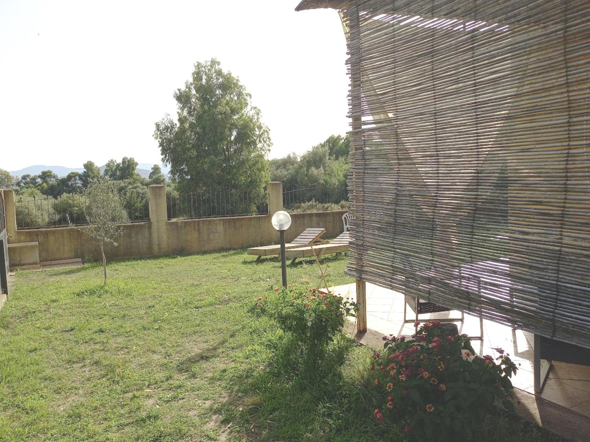 Basecamp Ogliastra - Flat Green Santa Maria Navarrese Εξωτερικό φωτογραφία